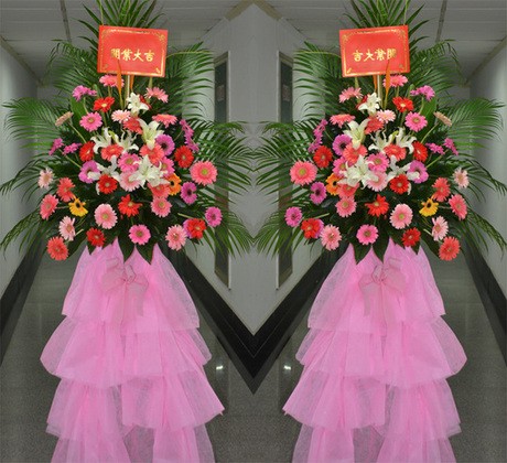 品牌: 深圳开业花篮 附送赠品: 免费赠送花篮条幅并由我们代写贺词
